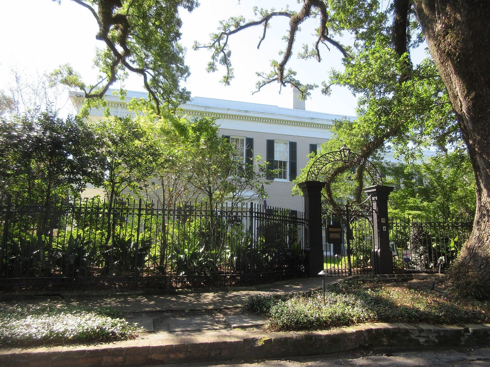 The Garden District Hotel