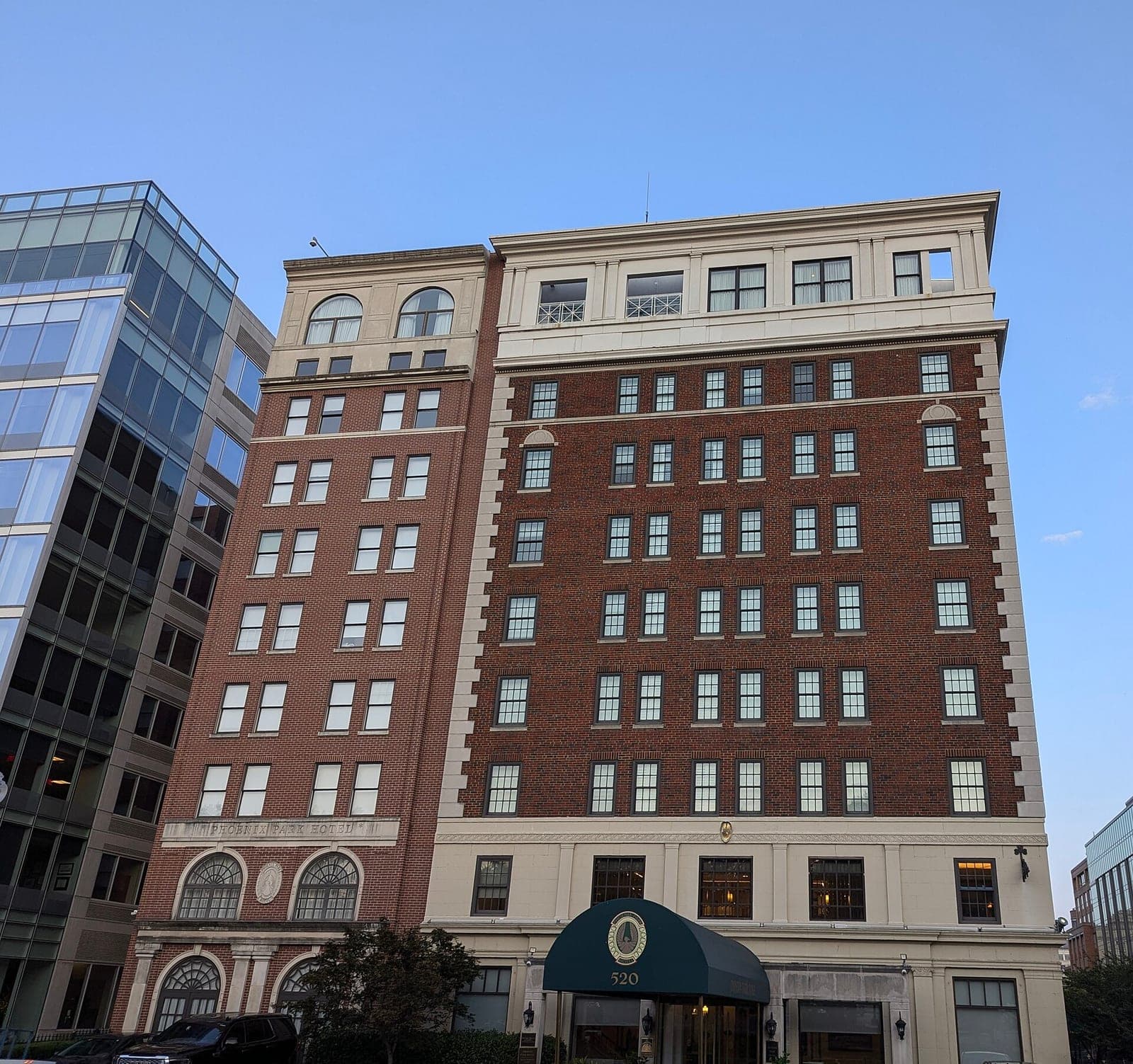 Phoenix Park Hotel