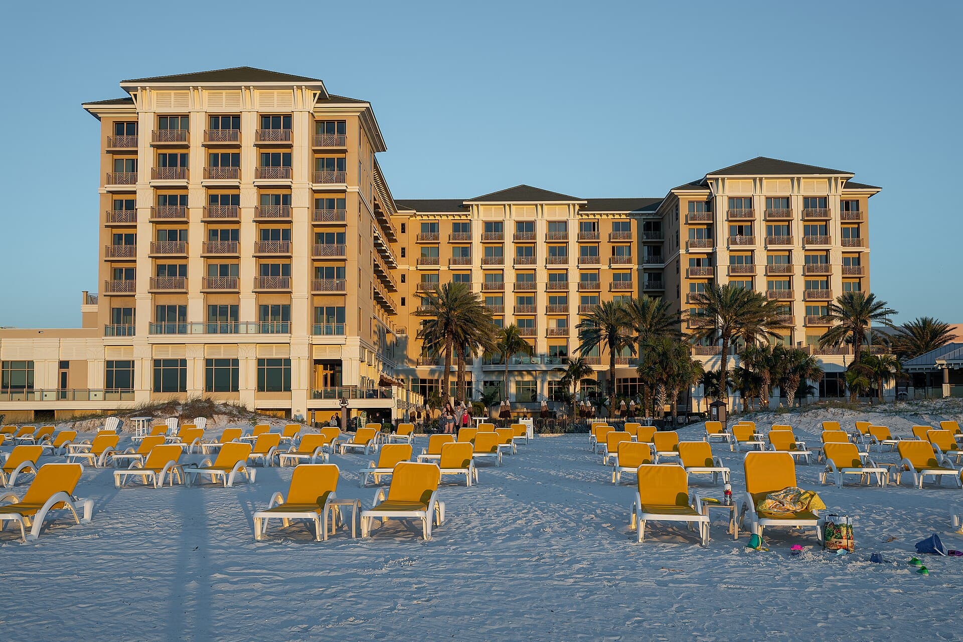 Sandpearl Resort