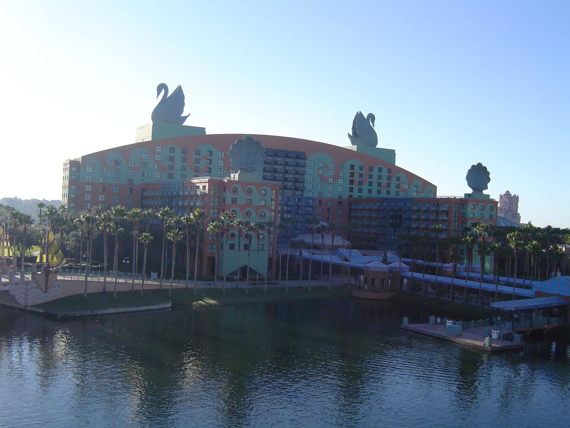 Walt Disney World Swan, photo 1